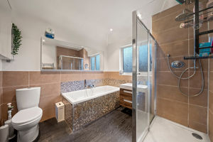 Photo 9- click for photo gallery